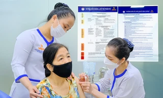 Vắc xin đang đóng vai trò phòng bệnh quan trọng đối với người dân hiện nay