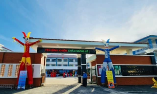 Bị phụ huynh phản ánh, nhiều trường học dừng hợp đồng với đơn vị cung cấp suất ăn