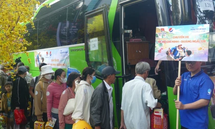 Tặng 4.230 vé xe đưa sinh viên, công nhân, lao động về quê đón Tết