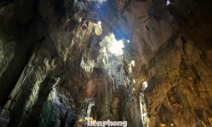 Danh thắng Ngũ Hành Sơn đón lượng khách lớn nhất từ đại dịch COVID-19