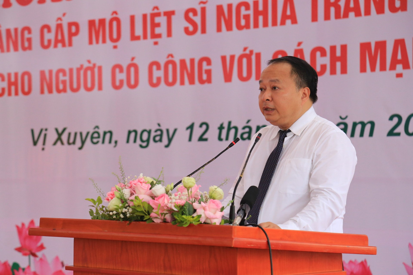 Chủ tịch UBND tỉnh Tuyên Quang Phan Huy Ngọc phát biểu tại buổi lễ. 3635.jpg