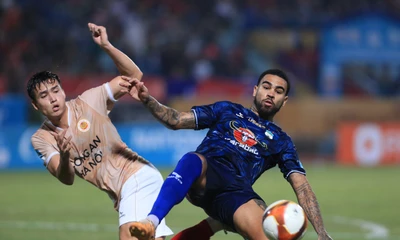 HAGL trả lại vua phá lưới của CAHN, mượn 3 cầu thủ khác 'chữa cháy'