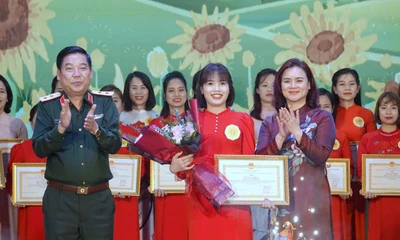 Tổng cục Chính trị vinh danh cô giáo mầm non tiêu biểu trong Quân đội
