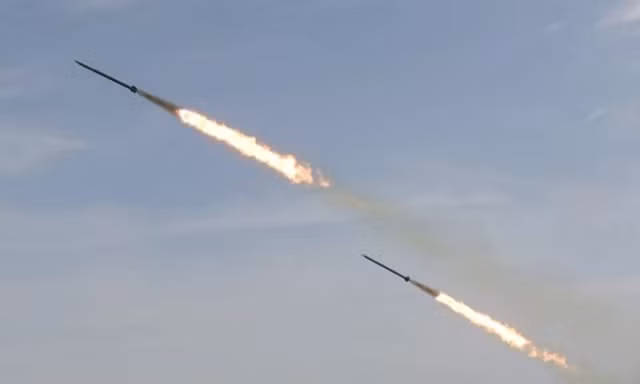 Ukraine bổ sung hàng trăm tên lửa vào kho vũ khí sớm hơn dự kiến