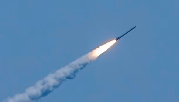 Tổng thống Ukraine Zelensky: Nga phóng hơn 3.000 vũ khí trên không trong một tuần