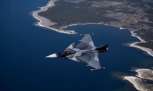 Ukraine sắp nhận máy bay chiến đấu từ Thụy Điển