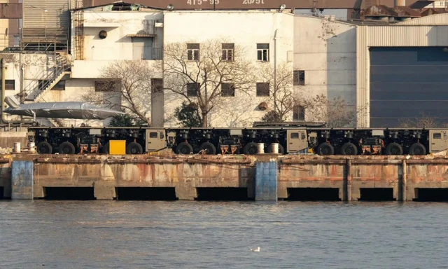 Lộ diện hệ thống phóng điện từ di động của Trung Quốc