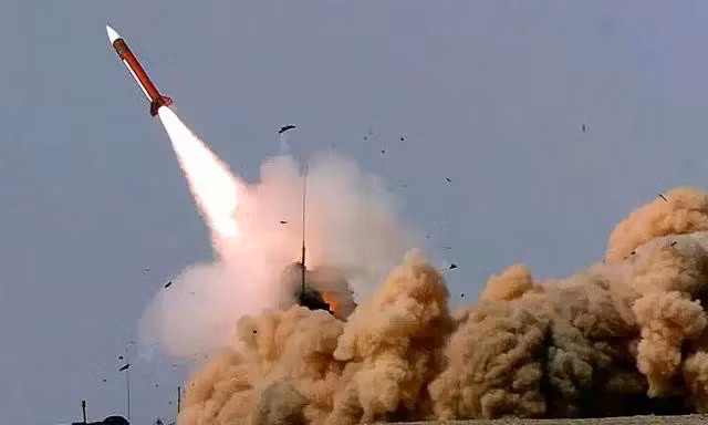 Kho vũ khí Mỹ cạn nhanh vì xung đột với Iran, Lầu Năm Góc đối mặt bài toán khó ở Trung Đông