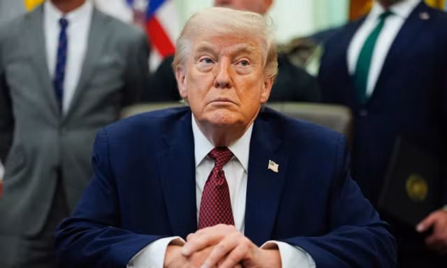 Tổng thống Mỹ Trump ra lệnh phá huỷ các tàu Iran rải thủy lôi ở eo biển Hormuz