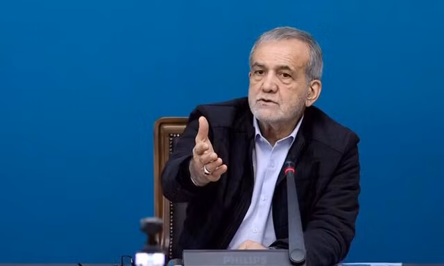Tổng thống Iran: Không có quyết định nào được đưa ra nếu không có sự chấp thuận của Lãnh tụ tối cao