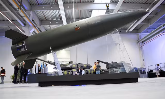 Reuters: Mỹ gần cạn kho tên lửa chính xác tầm xa sau 5 tháng chiến sự với Iran