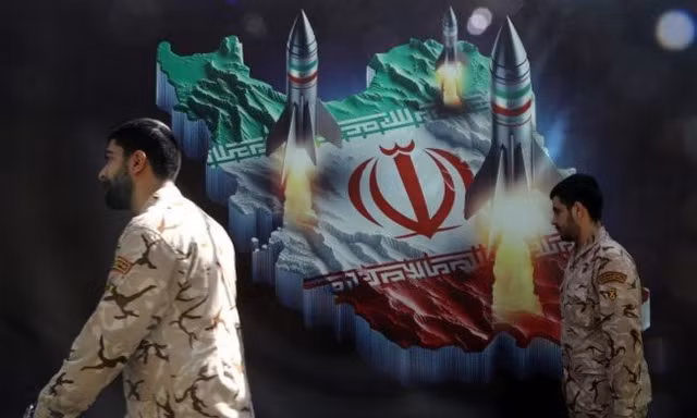 Chiến dịch quy mô lớn của Mỹ: Gần 900 cuộc không kích nhắm vào Iran chỉ trong nửa ngày