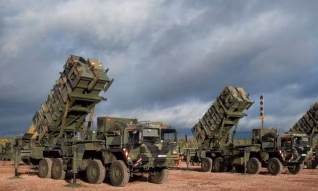 Lý do Đức không thể cung cấp thêm 'lá chắn' Patriot cho Ukraine