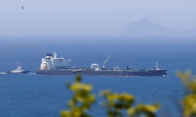 Reuters: UAE bí mật đưa tàu chở dầu qua eo biển Hormuz