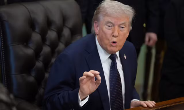 Tổng thống Mỹ Trump cảnh báo đường ống dẫn dầu Iran ‘có thể nổ tung trong vòng ba ngày’