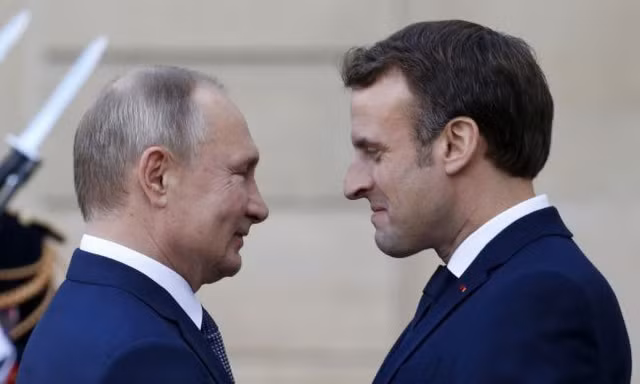 Tổng thống Pháp Macron tính thiết lập lại liên lạc với Tổng thống Nga Putin