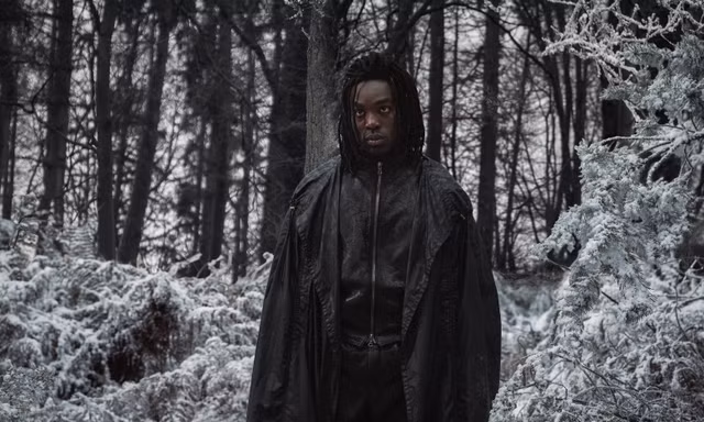 Netizen Hàn nói về “Snape mới” của Harry Potter bản series: “Tưởng rapper sắp debut”