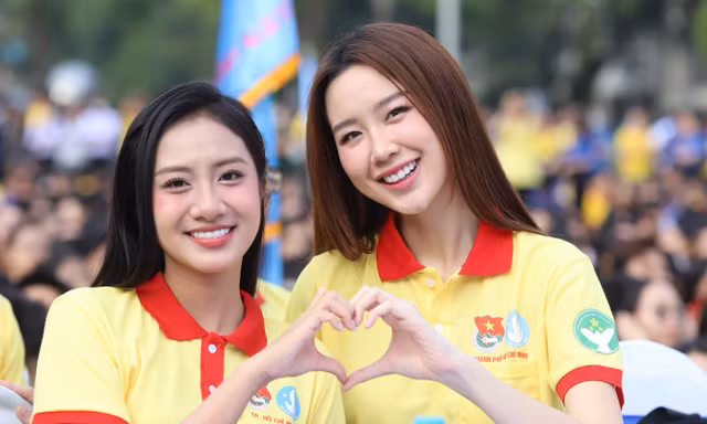 Hoa hậu Trúc Linh, Bảo Ngọc, Thanh Thủy rạng rỡ ra quân hoạt động tình nguyện đầu năm 