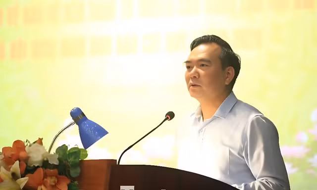 Nâng tầm công tác tư tưởng trong kỷ nguyên số: Từ ‘định hướng dư luận’ đến ‘quản trị niềm tin xã hội’