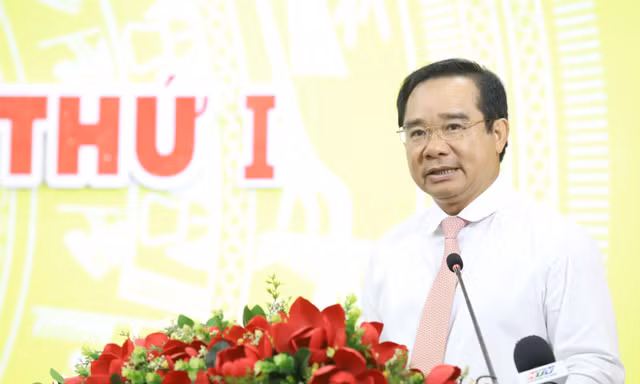 168 phường, xã, đặc khu phải là 168 'tế bào' khỏe mạnh để TPHCM cường tráng