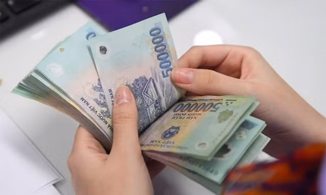 Đại biểu Quốc hội đề nghị tăng lương cơ sở lên mức 2,65 đến 2,7 triệu đồng/tháng