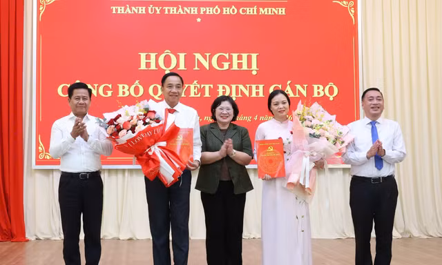 Thành ủy TPHCM điều động hai nhân sự chủ chốt