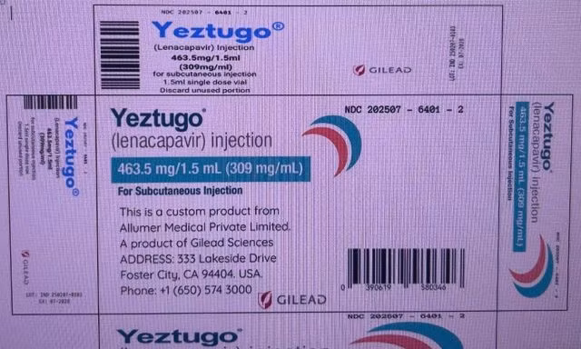 Một nhân viên y tế bị phạt 35 triệu đồng vì quảng cáo 'vaccine HIV' sai sự thật