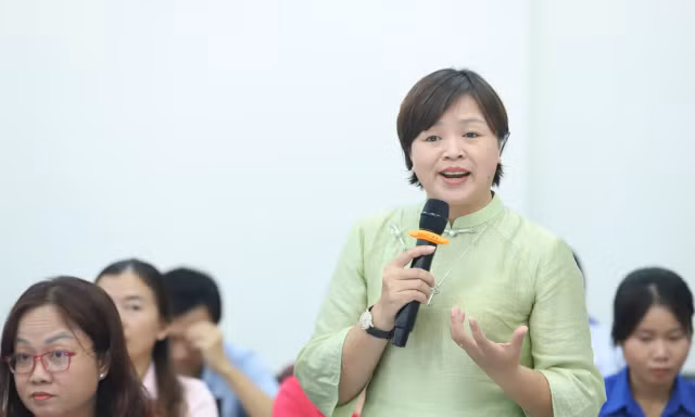 Chuyên gia kiến nghị chế độ làm việc linh hoạt để cán bộ bớt di chuyển, có thời gian cho gia đình