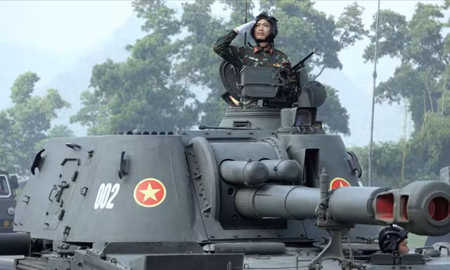 Chiêm ngưỡng dàn xe pháo quân sự, tên lửa, phương tiện đặc chủng của Quân đội và Công an 
