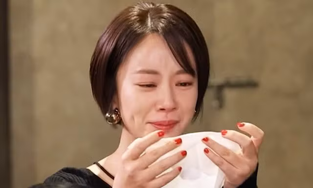 Hwang Jung Eum 'Gia đình là số 1' đối diện 3 năm tù