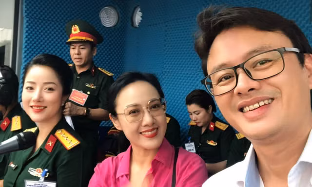 Chân dung 13 người trong tổ thuyết minh Lễ diễu binh, diễu hành A80 