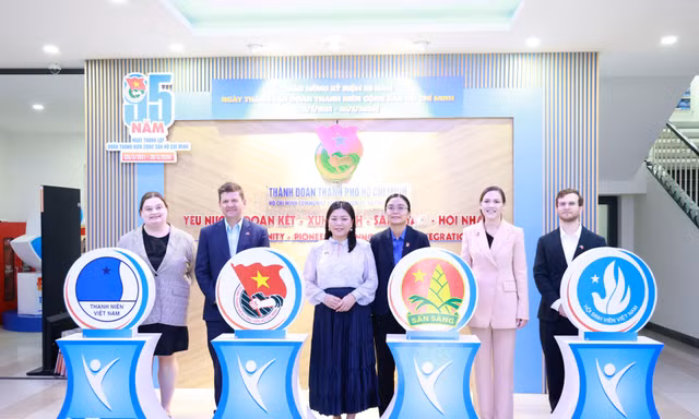 Hội đồng Giao lưu Chính trị Australia thăm Thành Đoàn, Nhà Văn hóa Thanh niên TPHCM