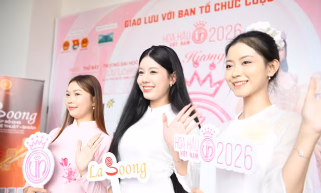 Trường ĐH có 14 sinh viên đăng ký thi Hoa hậu Việt Nam 2026 tại Ngày hội Tuyển sinh