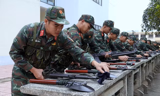 Vũ khí, đạn dược của Quân đội bị loại khỏi biên chế khi nào?