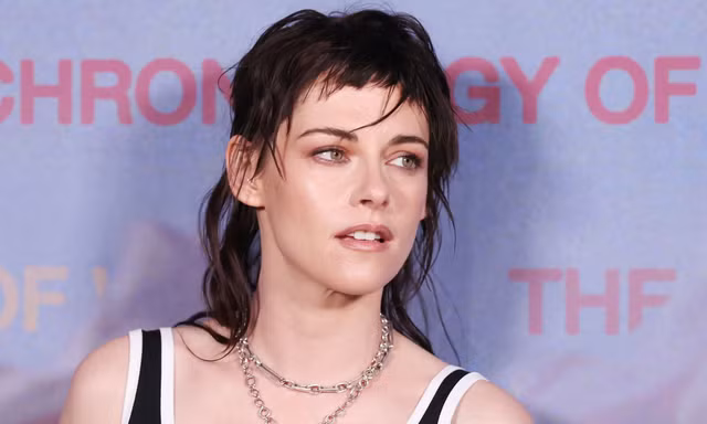 Hơn 1.000 nghệ sĩ phản đối thương vụ sáp nhập 