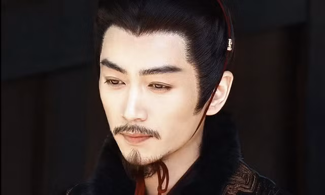 Nam diễn viên quá điển trai để đóng Tần Thủy Hoàng 