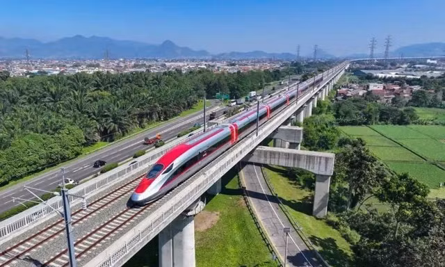 Quốc hội xem xét chủ trương đầu tư sân bay Gia Bình, cơ chế đặc biệt làm đường sắt tốc độ cao