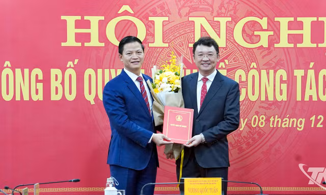 Điều động, tiếp nhận, bổ nhiệm nhân sự ở 3 tỉnh, thành