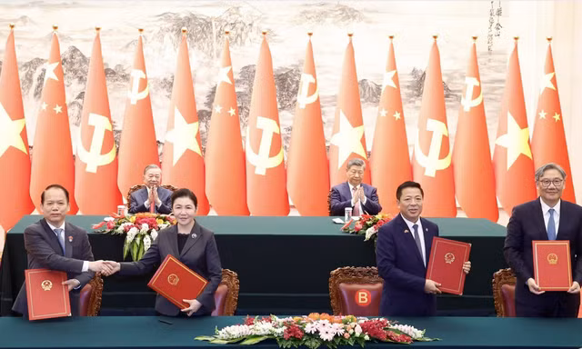 Việt Nam – Trung Quốc ký kết nhiều thỏa thuận hợp tác