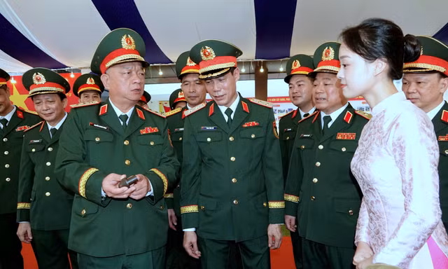Lãnh đạo Bộ Quốc phòng đặt ra yêu cầu bứt phá cho Học viện Hậu cần