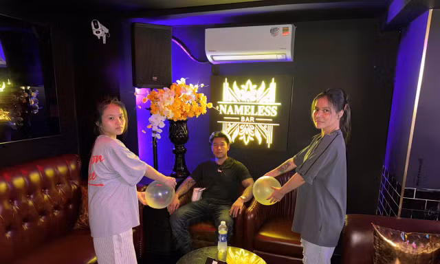 Phá đường dây cung cấp khí cười cho nhiều quán bar tại phố Tây Bùi Viện