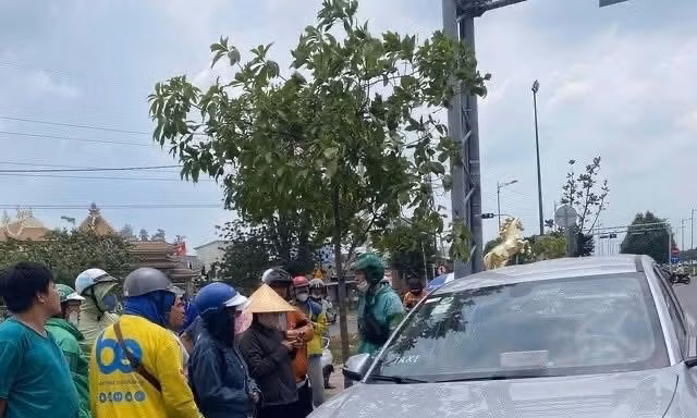 Phát hiện tài xế tử vong bất thường trong ô tô ở TPHCM