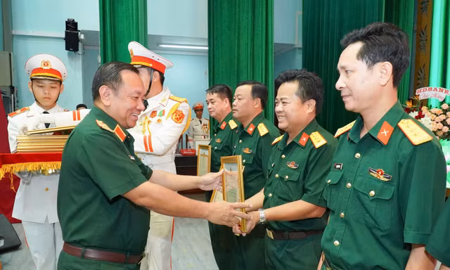 Đầu tư 180 tỷ đồng xây các công trình quốc phòng trên tuyến biên giới Tây Nam