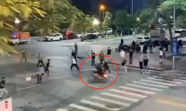 Nhóm tuổi teen lái xe bạt mạng, 'thông chốt' cảnh sát ở Hải Phòng