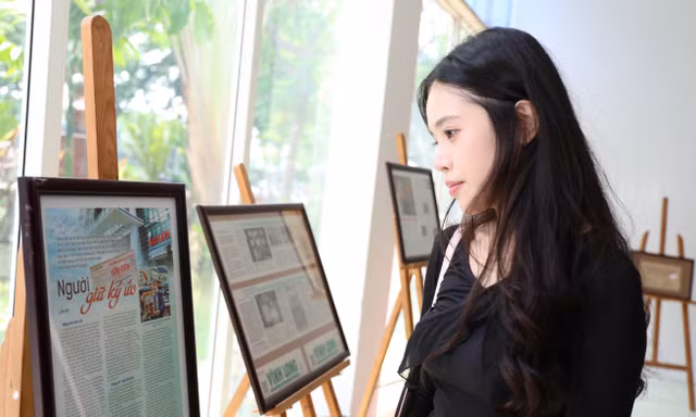 Nhân chứng lịch sử bằng giấy