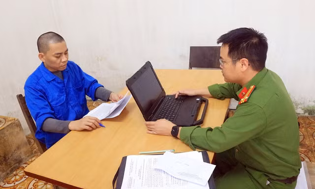 Bắt 2 ông trùm lừa đào tiền ảo 