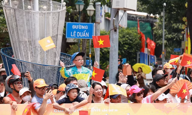 Lý do TPHCM tặng mỗi hộ nghèo 1 triệu