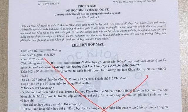 Nhiều văn bản của trường đại học bị giả cả con dấu, chữ ký, tên sinh viên
