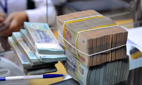 Nhóm Big 4 cũng ồ ạt tăng lãi suất huy động, chuyện gì đang xảy ra?