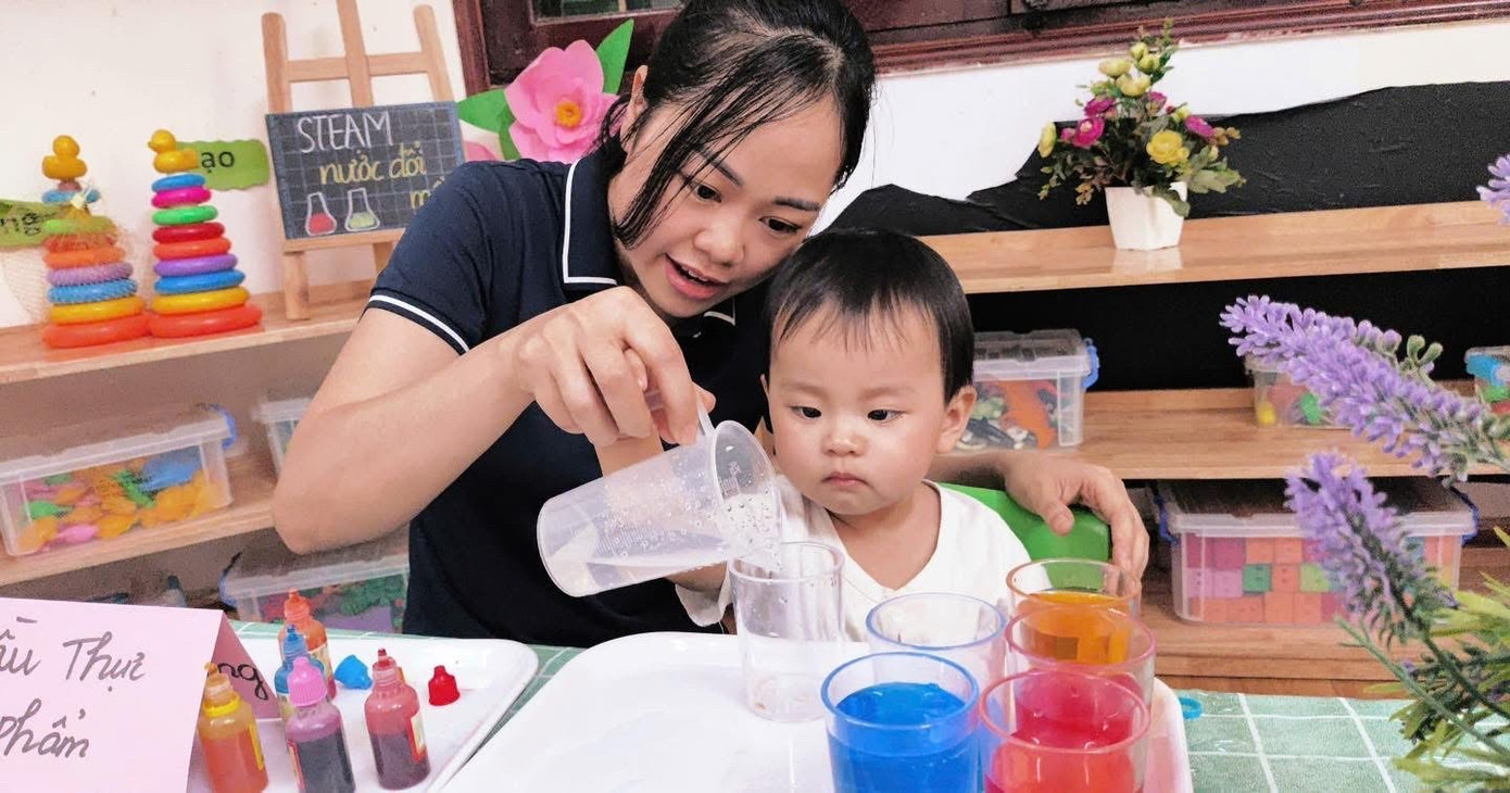 Preschool teachers have the lowest salaries among all levels of education. mm.jpg